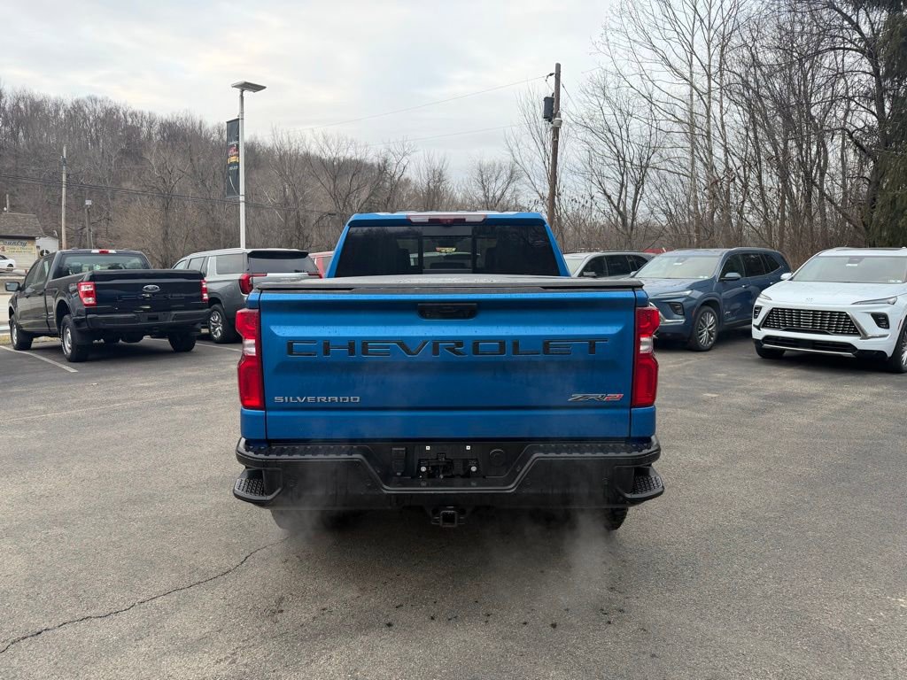 Used 2023 Chevrolet Silverado 1500 ZR2 w/ Technology Package image 4