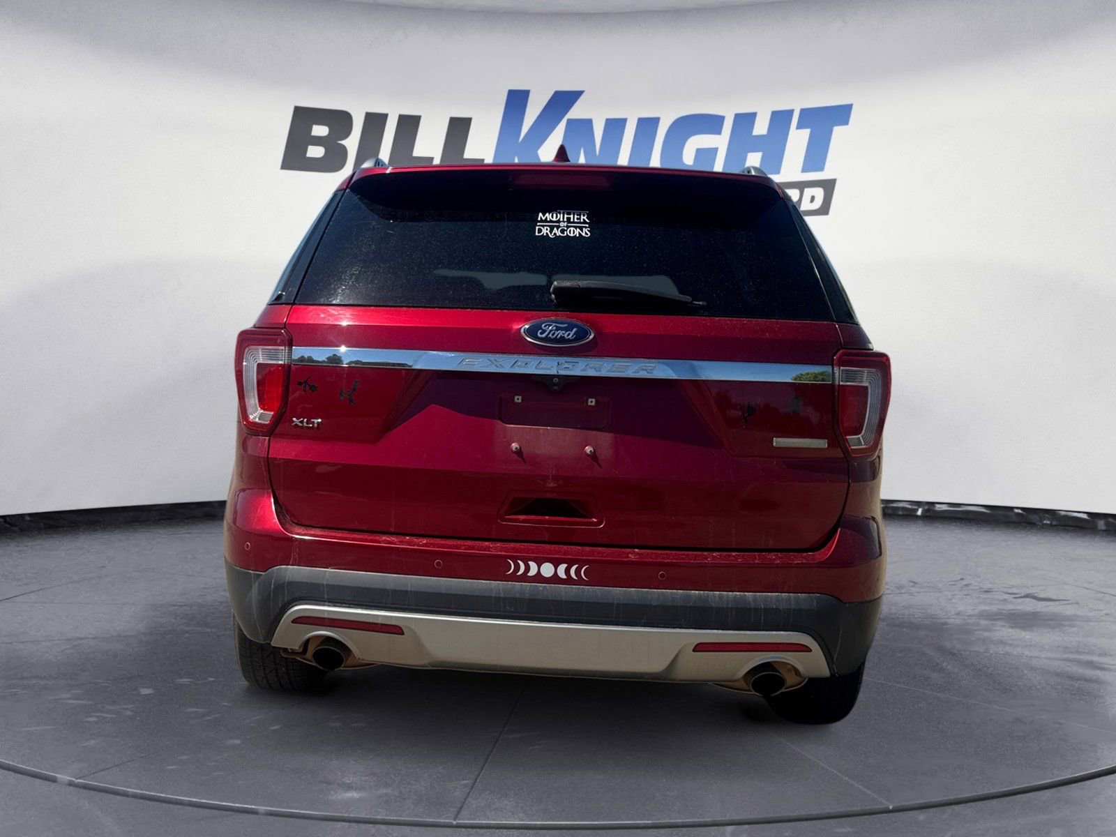 Used 2016 Ford Explorer XLT w/ Equipment Group 202A FWD image 4