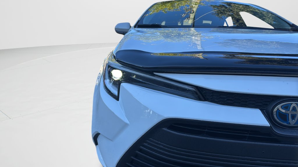 Used 2023 Toyota Corolla LE FWD image 34