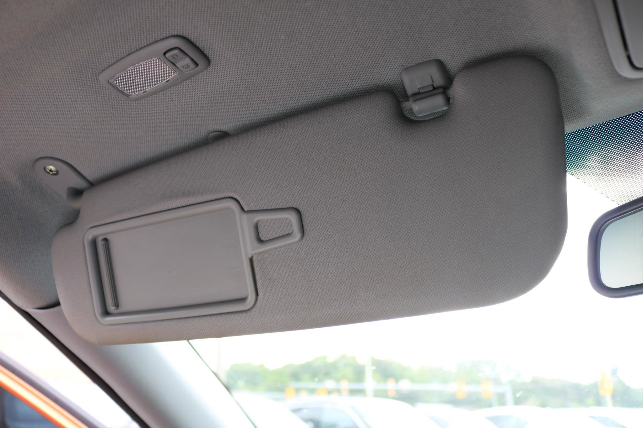 Used 2015 Hyundai Veloster w/ Option Group 03 image 30