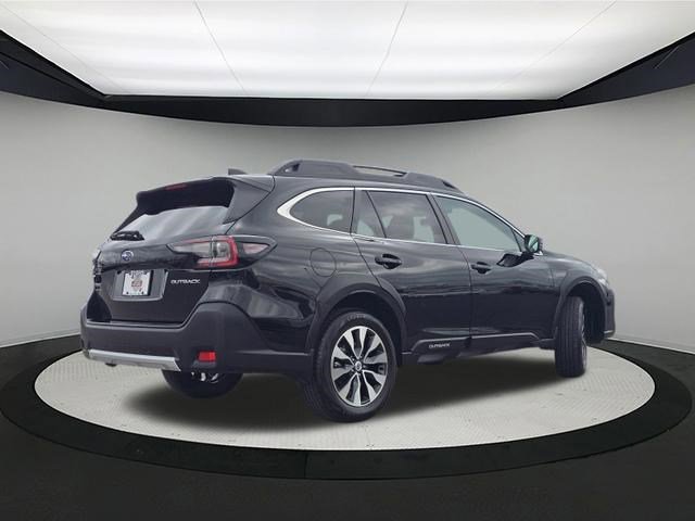 Certified 2024 Subaru Outback Limited AWD/4WD image 7