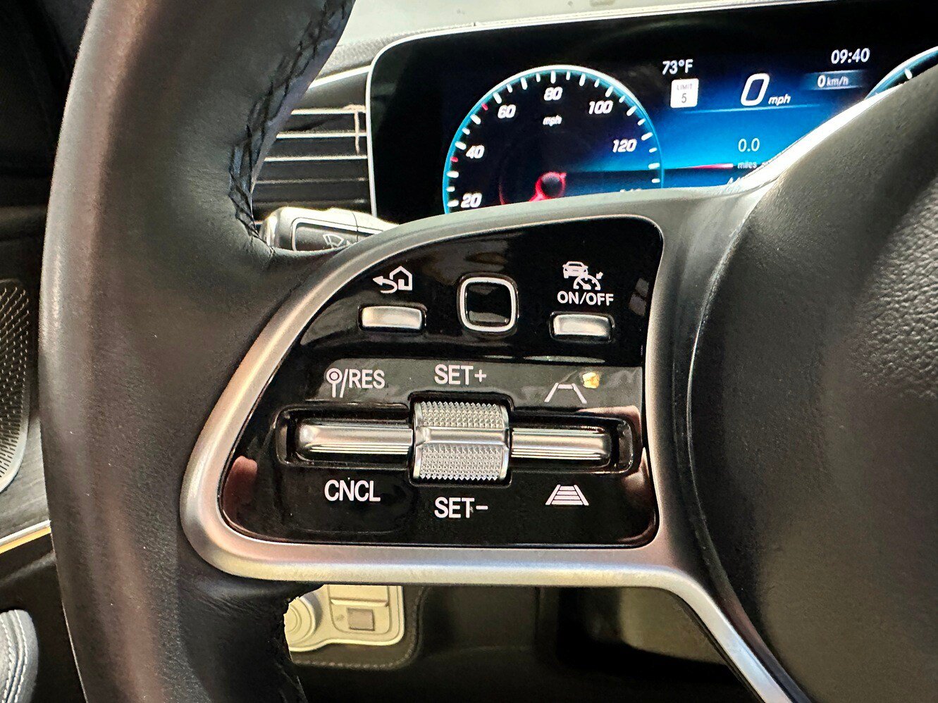 Certified 2023 Mercedes-Benz GLS 450 4MATIC image 20