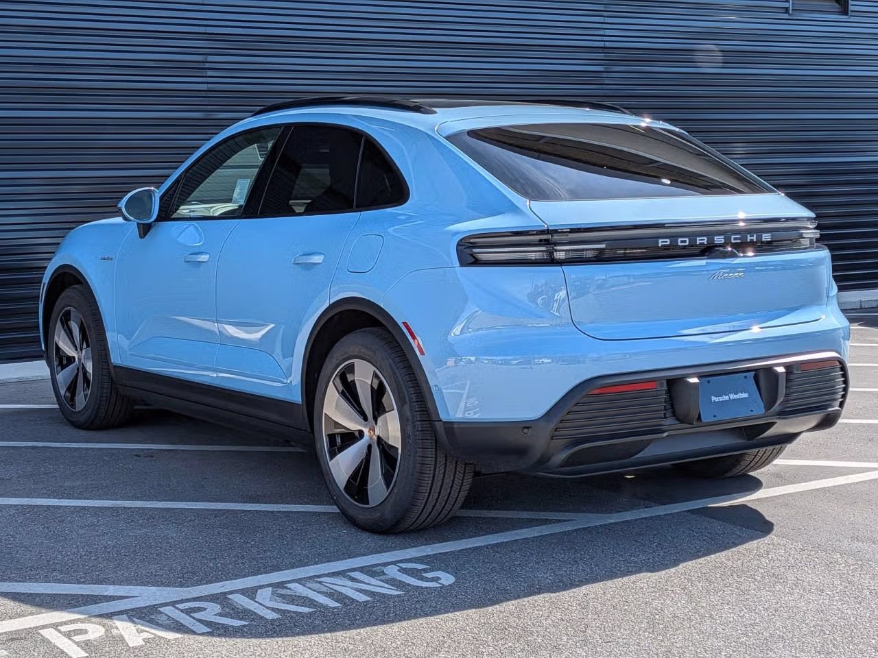 Certified 2026 Porsche Macan Electric RWD image 3