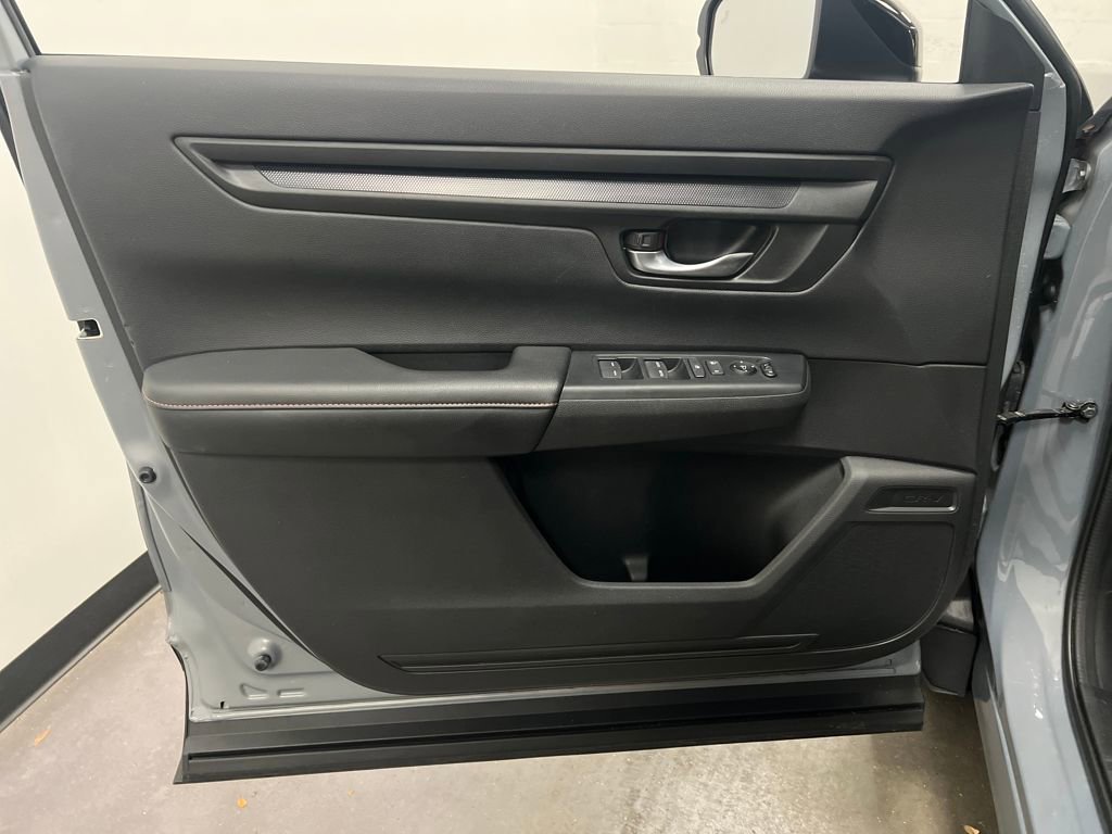 Used 2024 Honda CR-V Sport image 13
