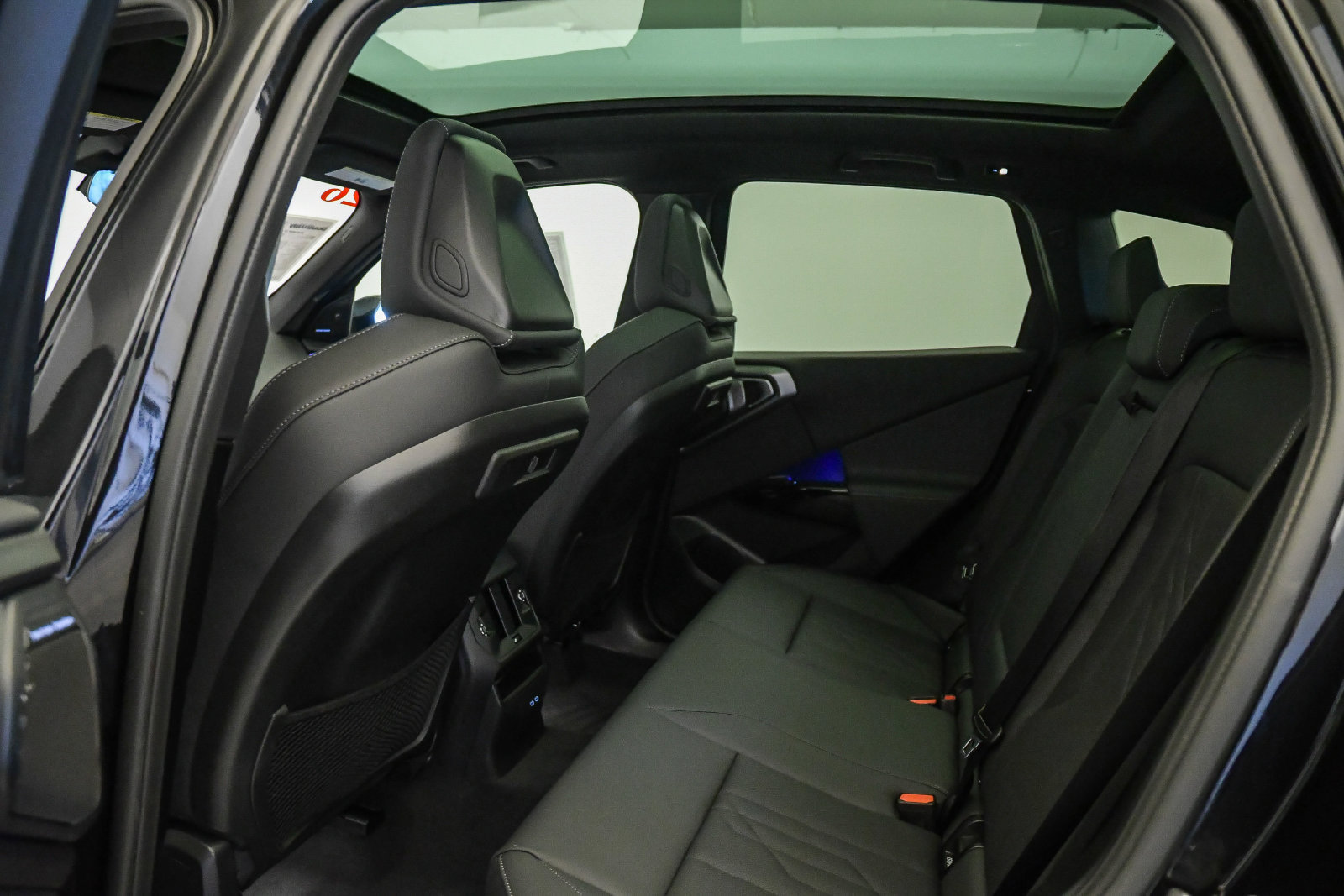 Used 2026 BMW X3 xDrive30i w/ Premium Package AWD/4WD image 17