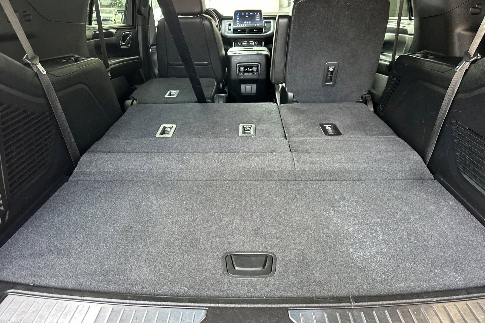 Used 2021 Chevrolet Tahoe RST w/ Luxury Package image 18