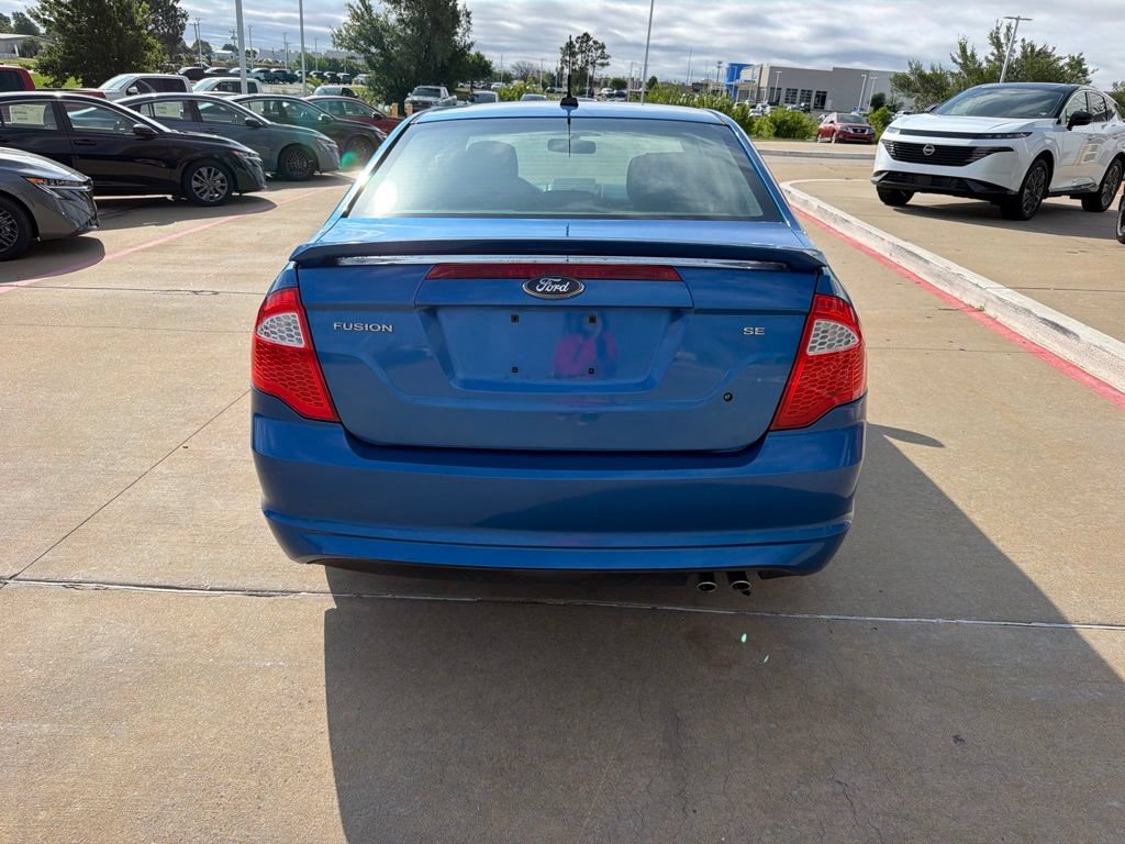 Used 2012 Ford Fusion SE FWD image 4