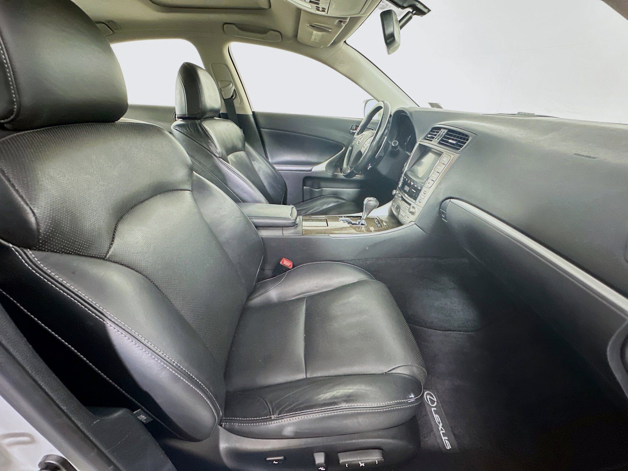 Used 2012 Lexus IS 250 w/ Premium Pkg Value Edition RWD image 31
