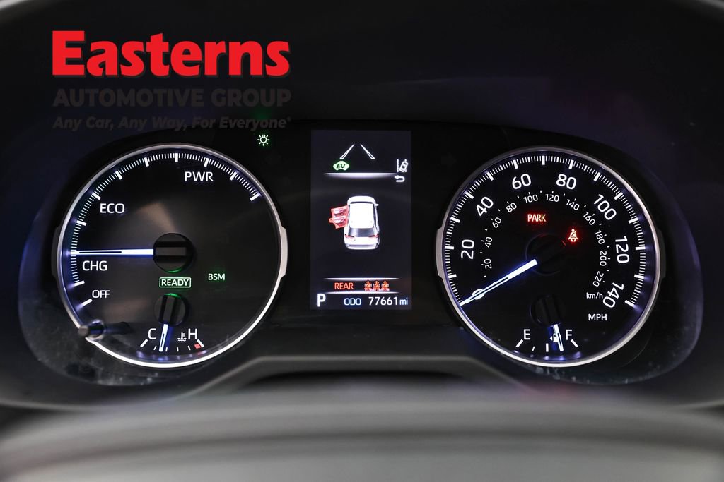 Used 2022 Toyota RAV4 XLE image 18