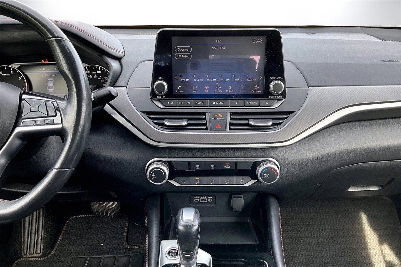 Used 2024 Nissan Altima 2.5 SR image 12