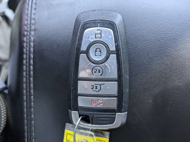 Used 2022 Ford Explorer Limited RWD image 31