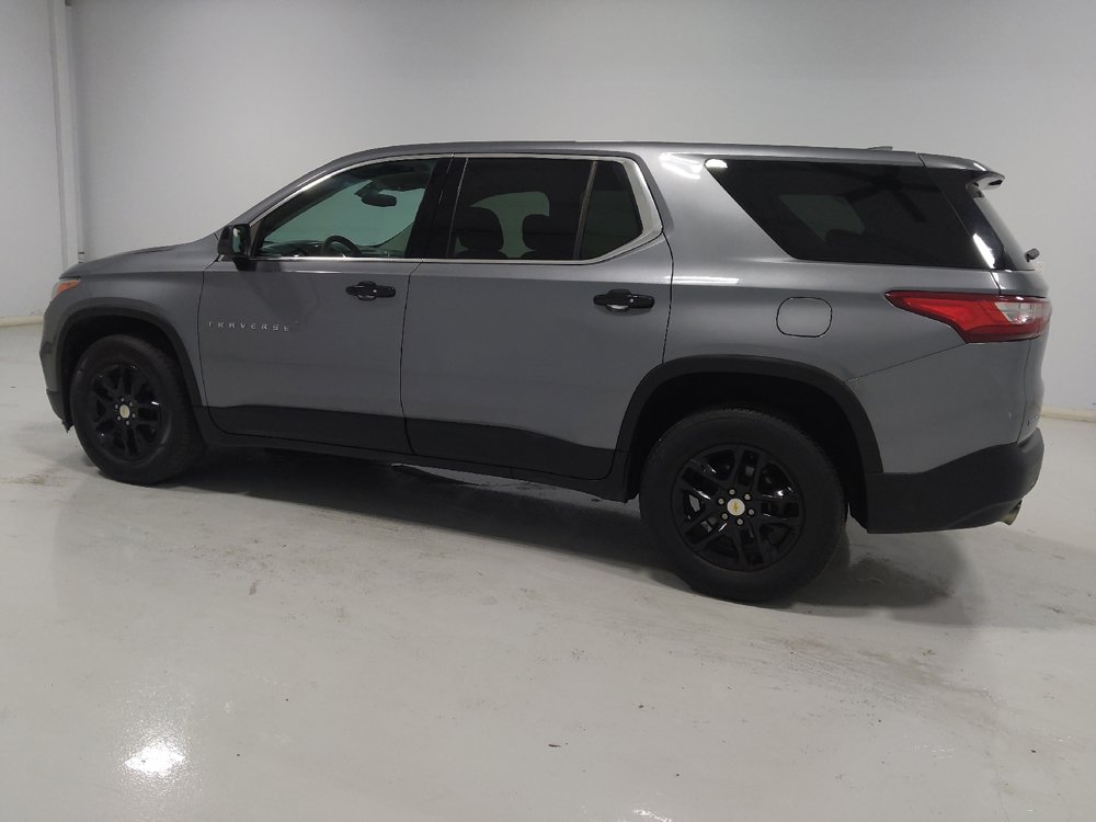 Used 2021 Chevrolet Traverse LS FWD image 3