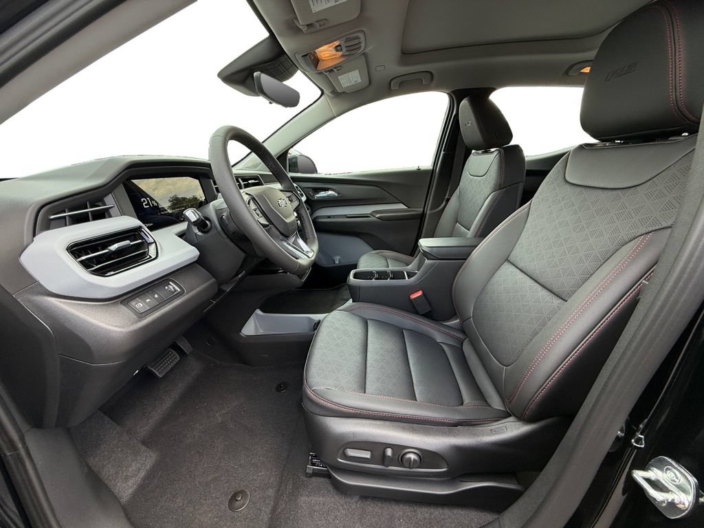New 2027 Chevrolet Bolt RS w/ Technology Package FWD image 9