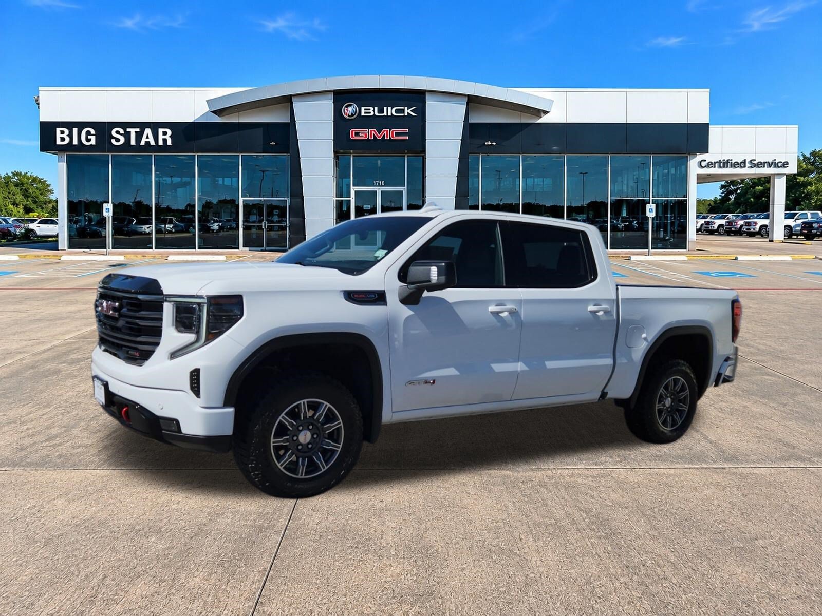 Used 2025 GMC Sierra 1500 AT4 AWD/4WD image 3