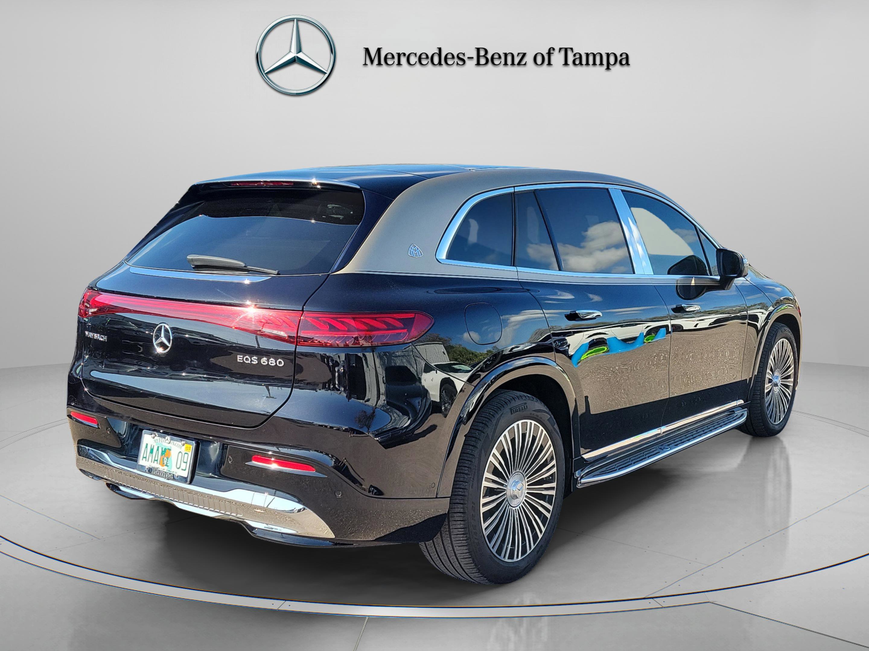 Used 2024 Mercedes-Benz Maybach EQS 680 4MATIC image 5