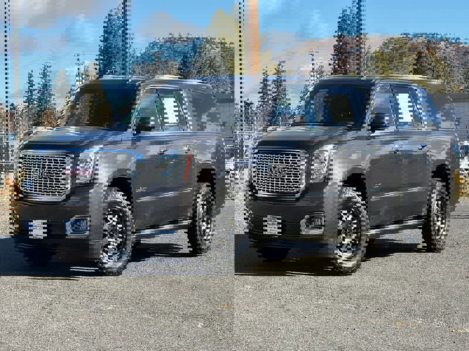 Used 2017 GMC Yukon XL Denali