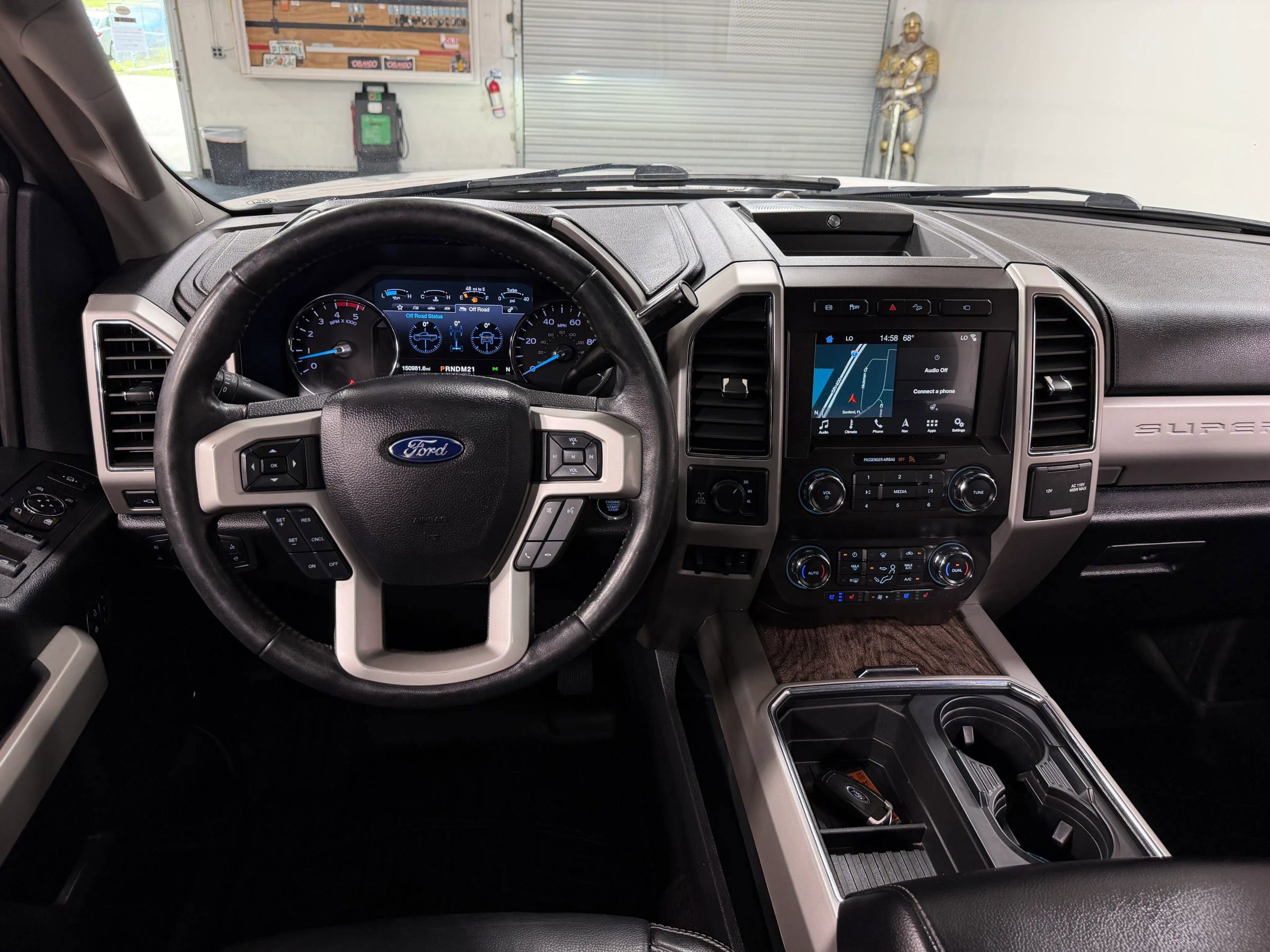 Used 2019 Ford F250 Lariat w/ Lariat Ultimate Package AWD/4WD image 24