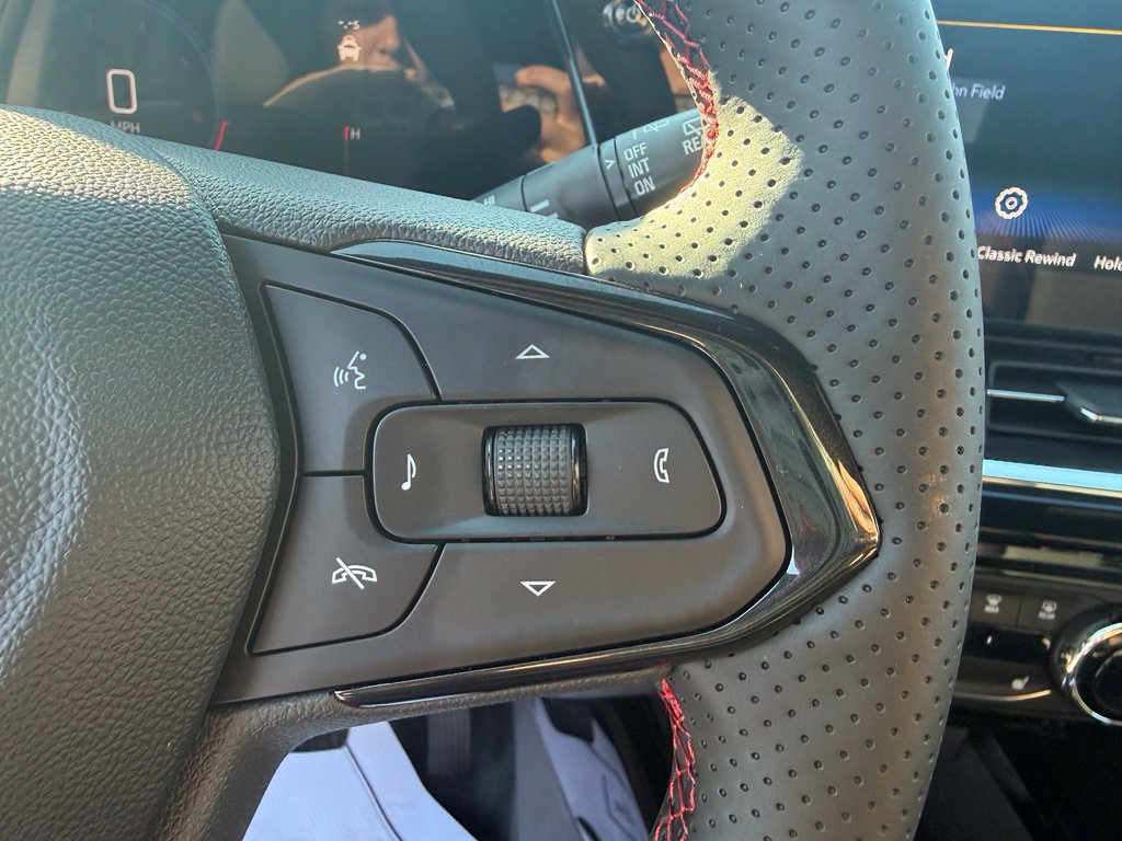 New 2026 Chevrolet Trax RS w/ Driver Confidence Package FWD image 33