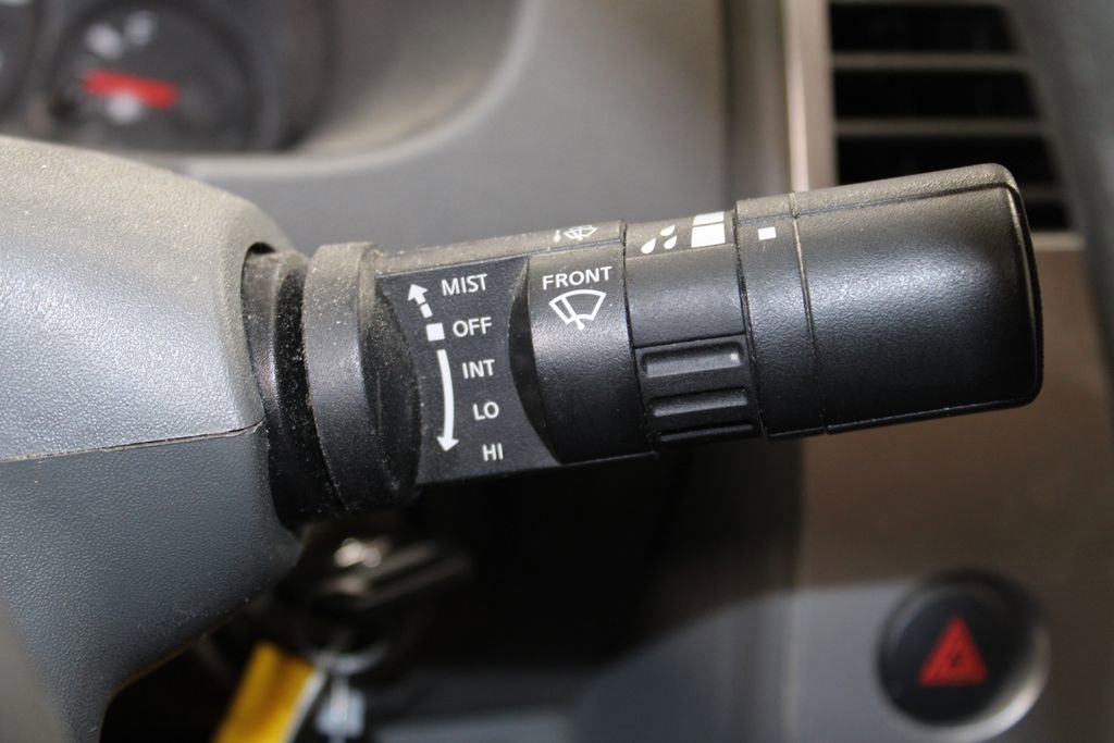 Used 2019 Nissan Frontier SV image 23