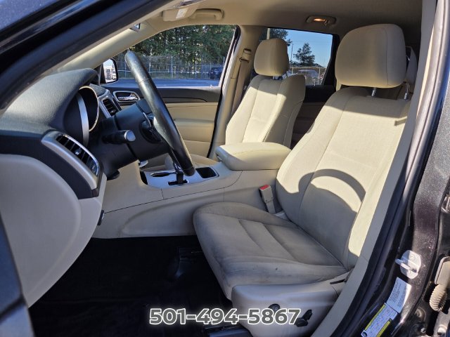Used 2015 Jeep Grand Cherokee Laredo w/ Quick Order Package 23E RWD image 9