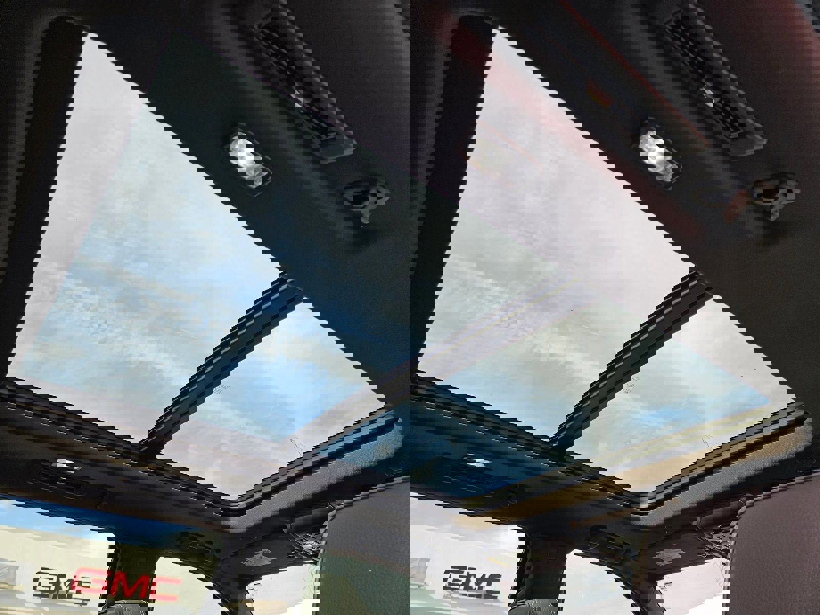 Used 2023 GMC Yukon Denali image 71