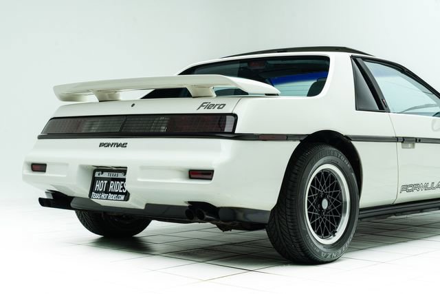 Used 1988 Pontiac Fiero image 16