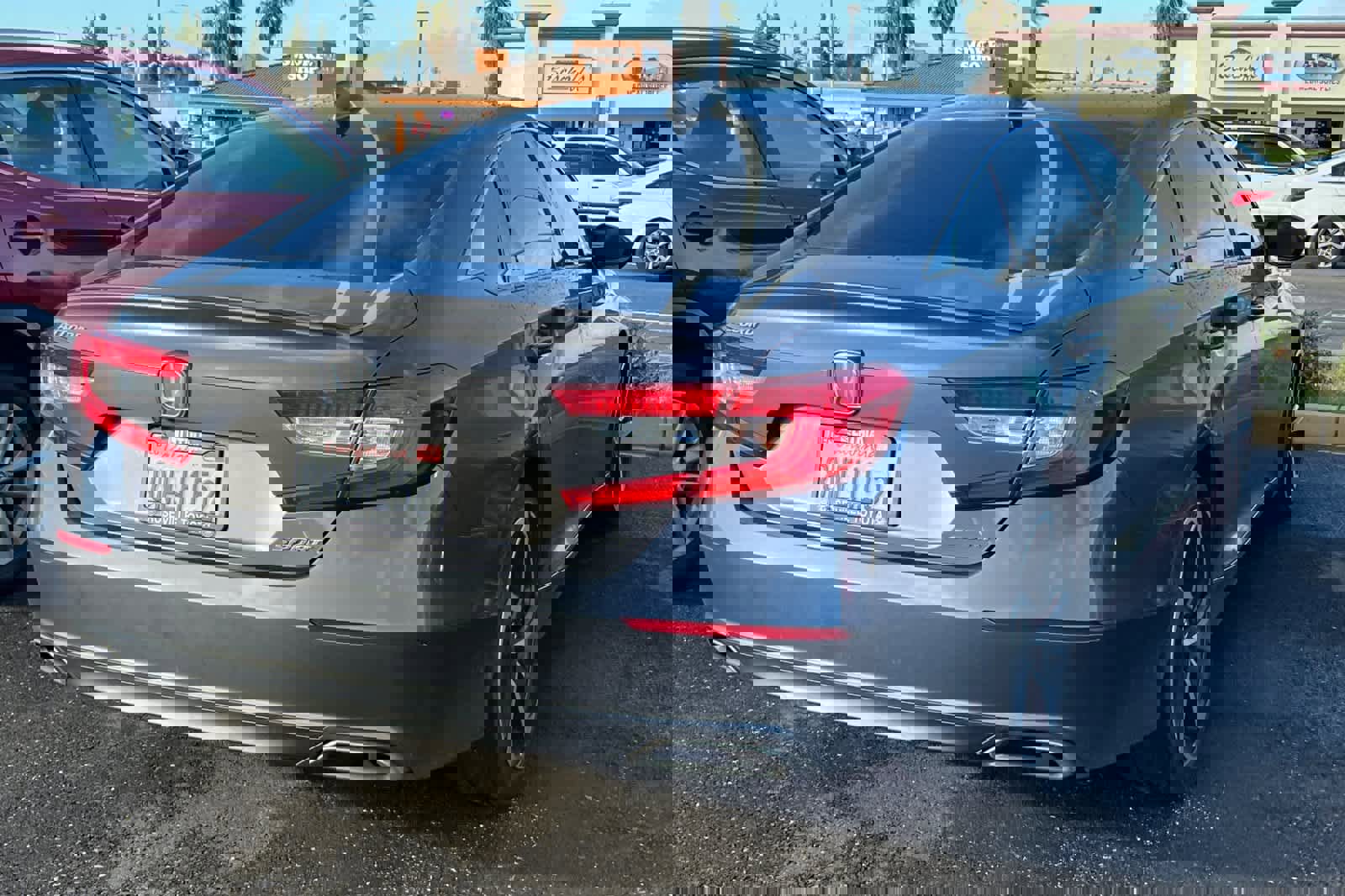 Used 2020 Honda Accord Sport image 2