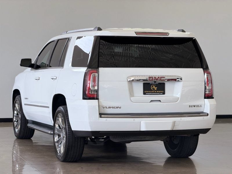 Used 2016 GMC Yukon Denali w/ Open Road Package RWD image 5