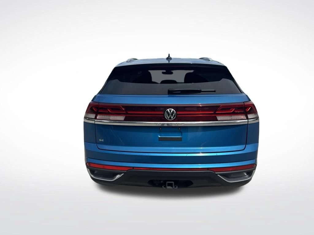 Used 2024 Volkswagen Atlas Cross Sport SE FWD image 7