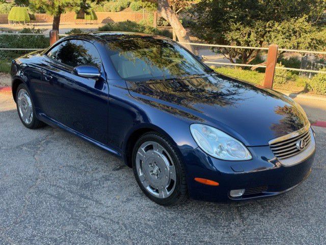 Used 2004 Lexus SC 430 Convertible RWD image 1