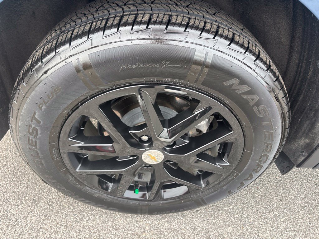 Used 2024 Chevrolet Equinox LS w/ LPO, Floor Liner Package AWD/4WD image 38