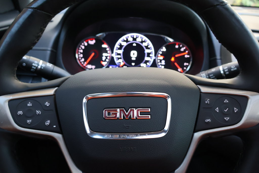 Used 2024 GMC Terrain Denali w/ Black Diamond Edition AWD/4WD image 26