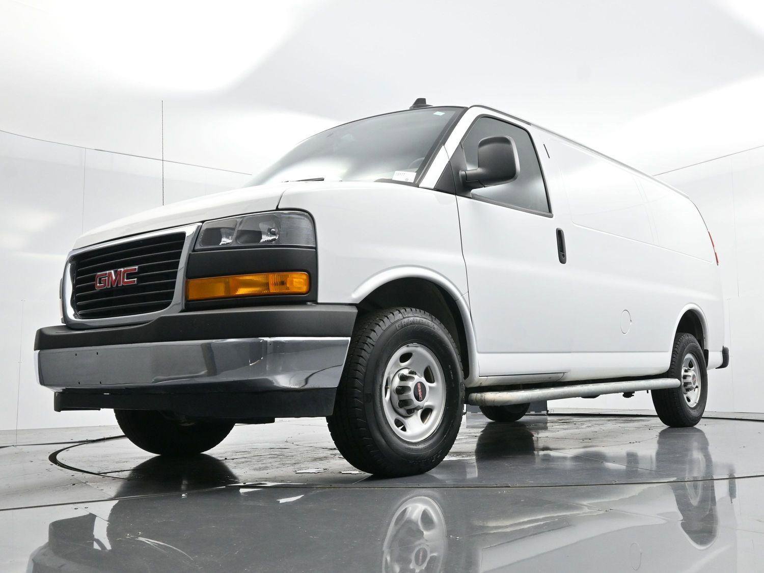 Used 2024 GMC Savana 2500 w/ Driver Convenience Package image 38