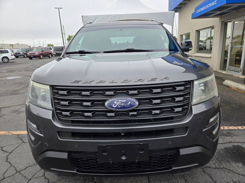 Used 2016 Ford Explorer Sport AWD/4WD image 2