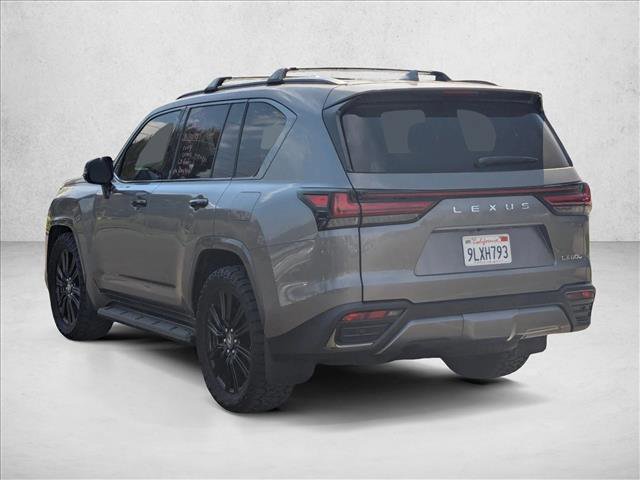 Certified 2024 Lexus LX 600 4WD w/ Luxury Package image 9