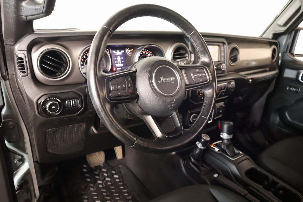 Used 2020 Jeep Wrangler Sport image 2