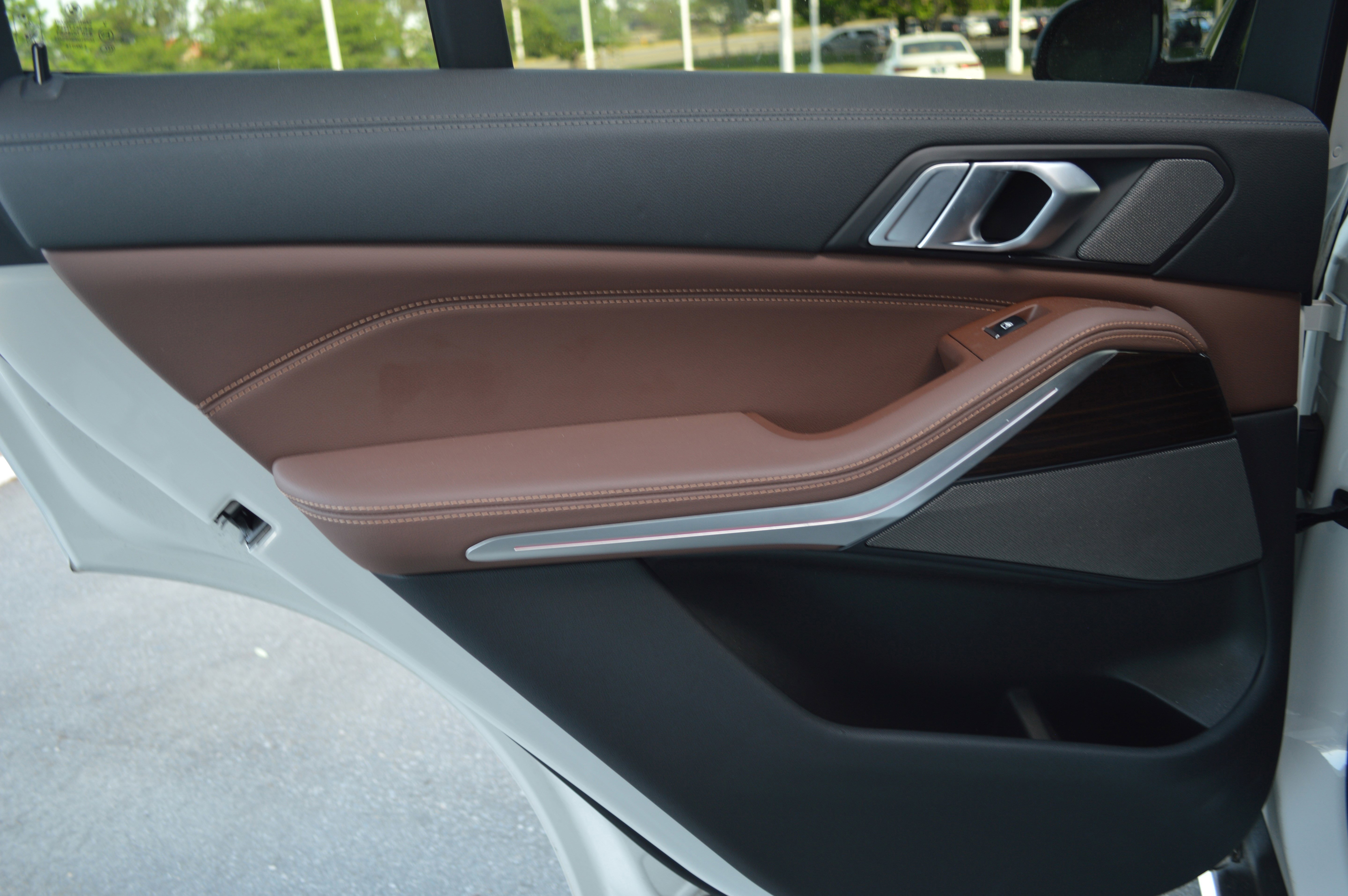 Used 2021 BMW X5 sDrive40i w/ Premium Package image 27