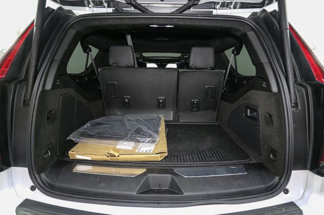 Used 2024 Cadillac Escalade ESV Sport Platinum w/ LPO, ONYX Package image 11