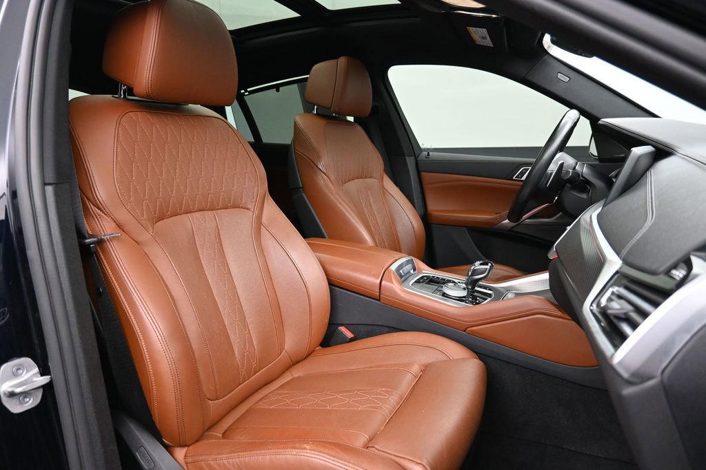 Used 2021 BMW X6 M50i w/ Executive Package AWD/4WD image 29