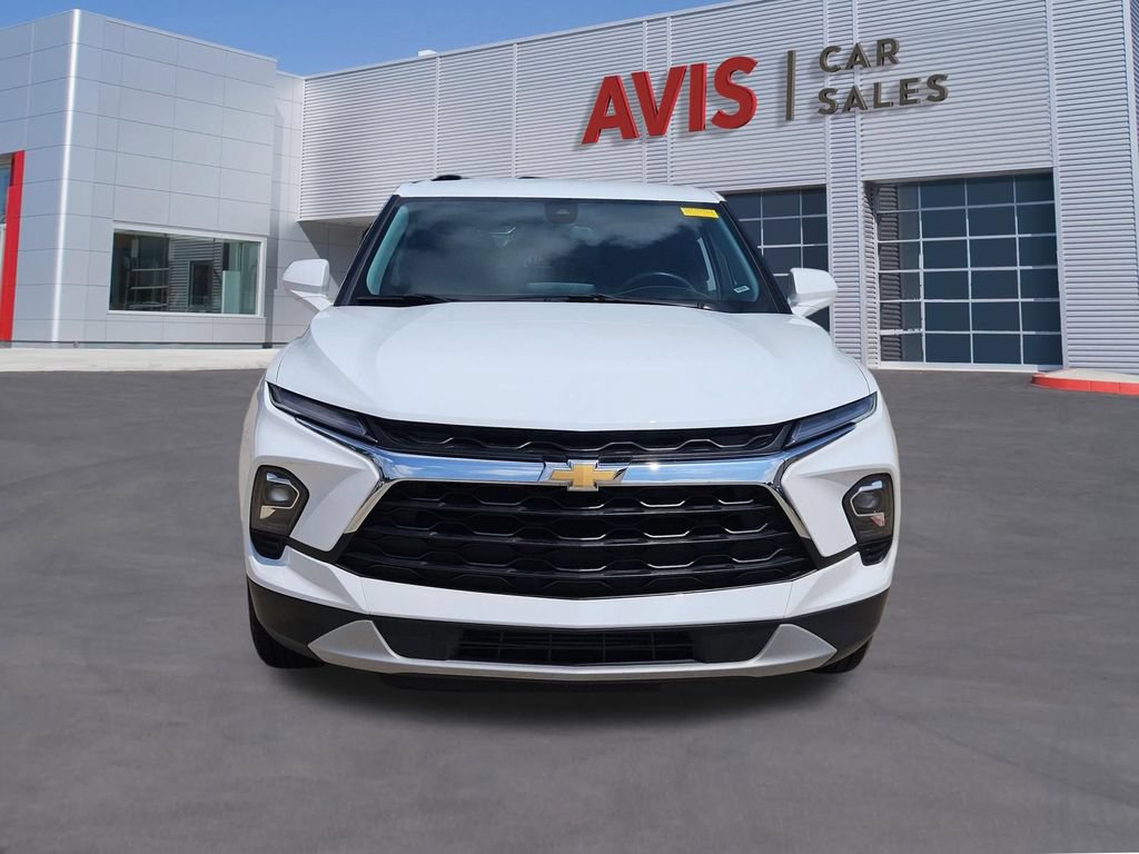 Used 2025 Chevrolet Blazer LT FWD image 10