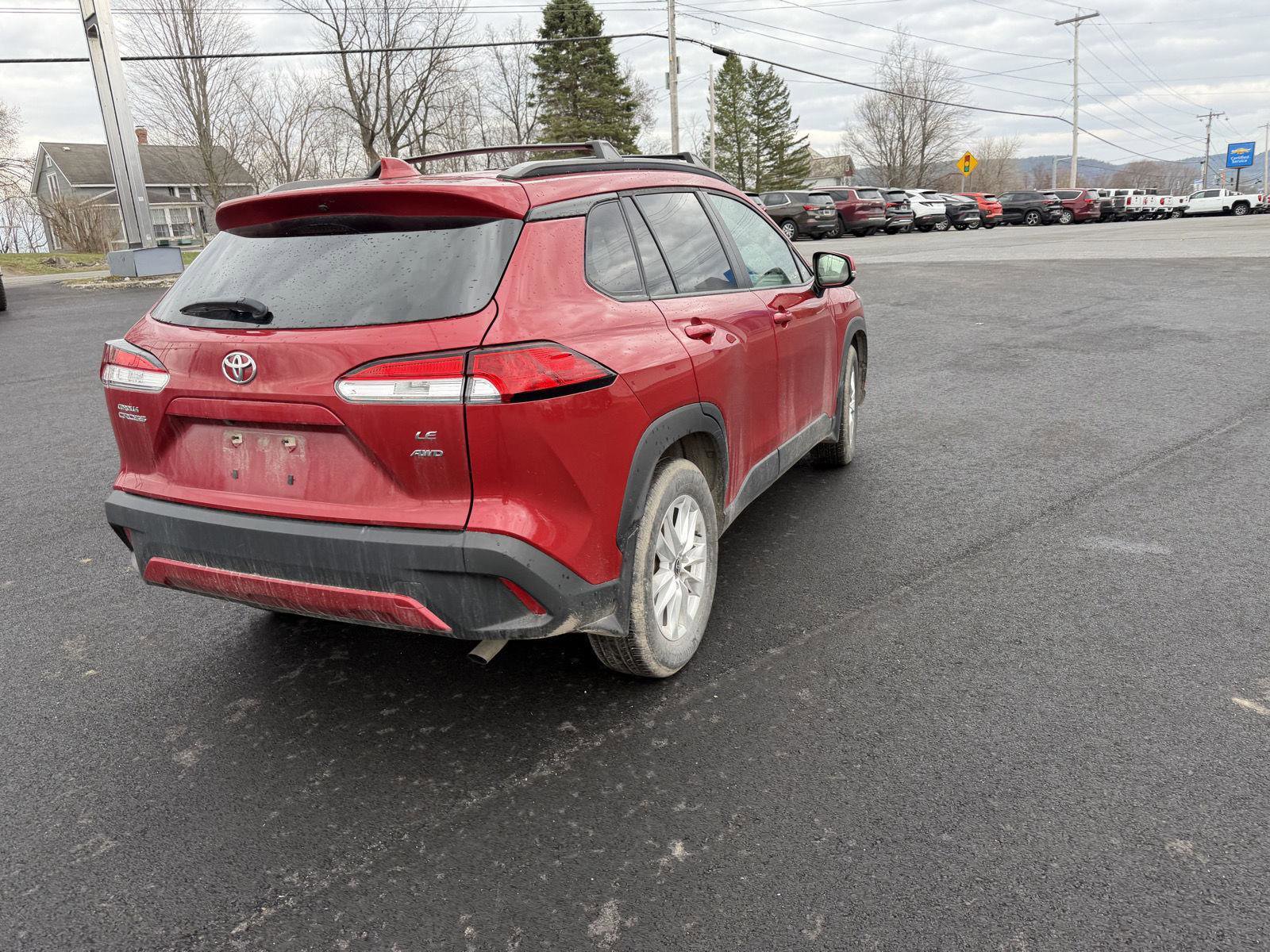 Used 2023 Toyota Corolla Cross LE w/ Moonroof Package AWD/4WD image 8