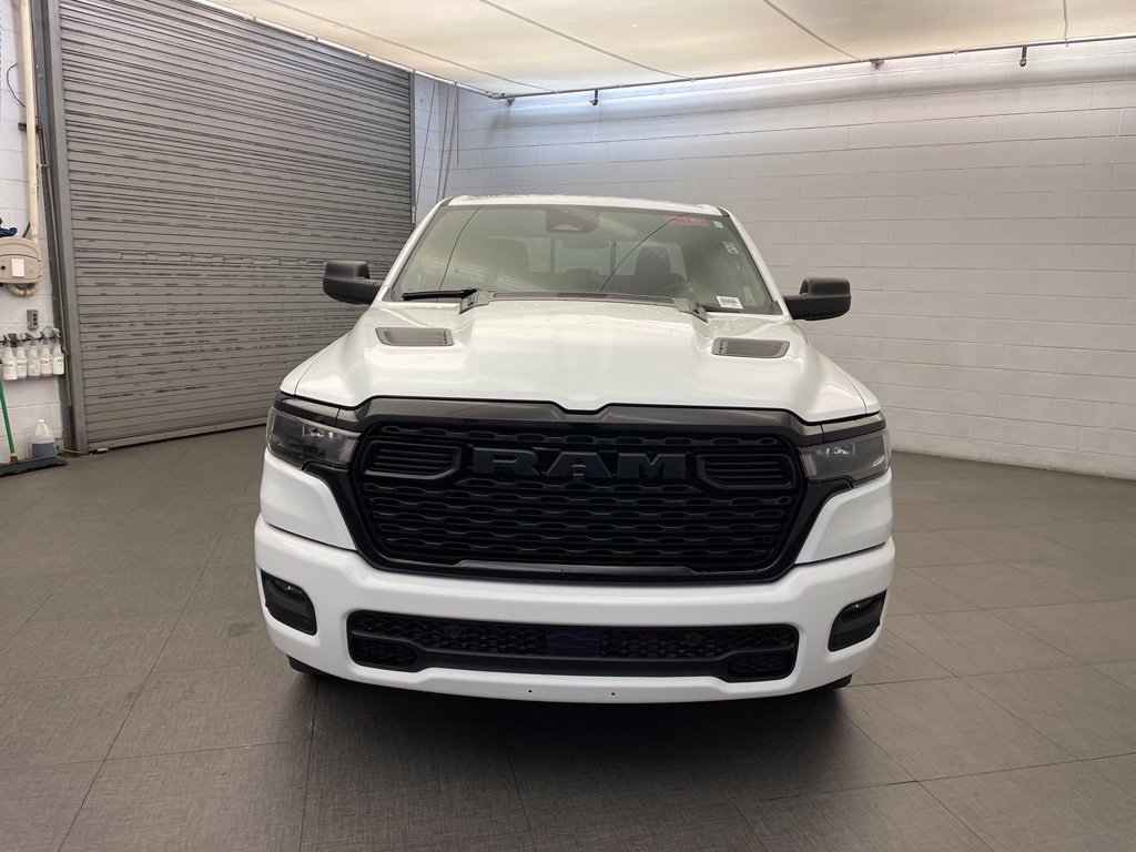 New 2026 RAM 1500 Express AWD/4WD image 8