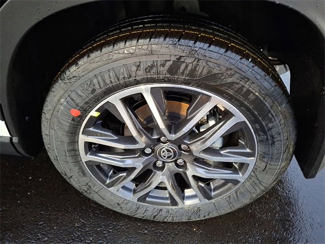 New 2026 Toyota Corolla Cross XLE image 6