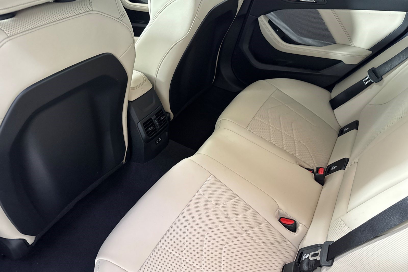 Used 2026 BMW 228i w/ Premium Package FWD image 25