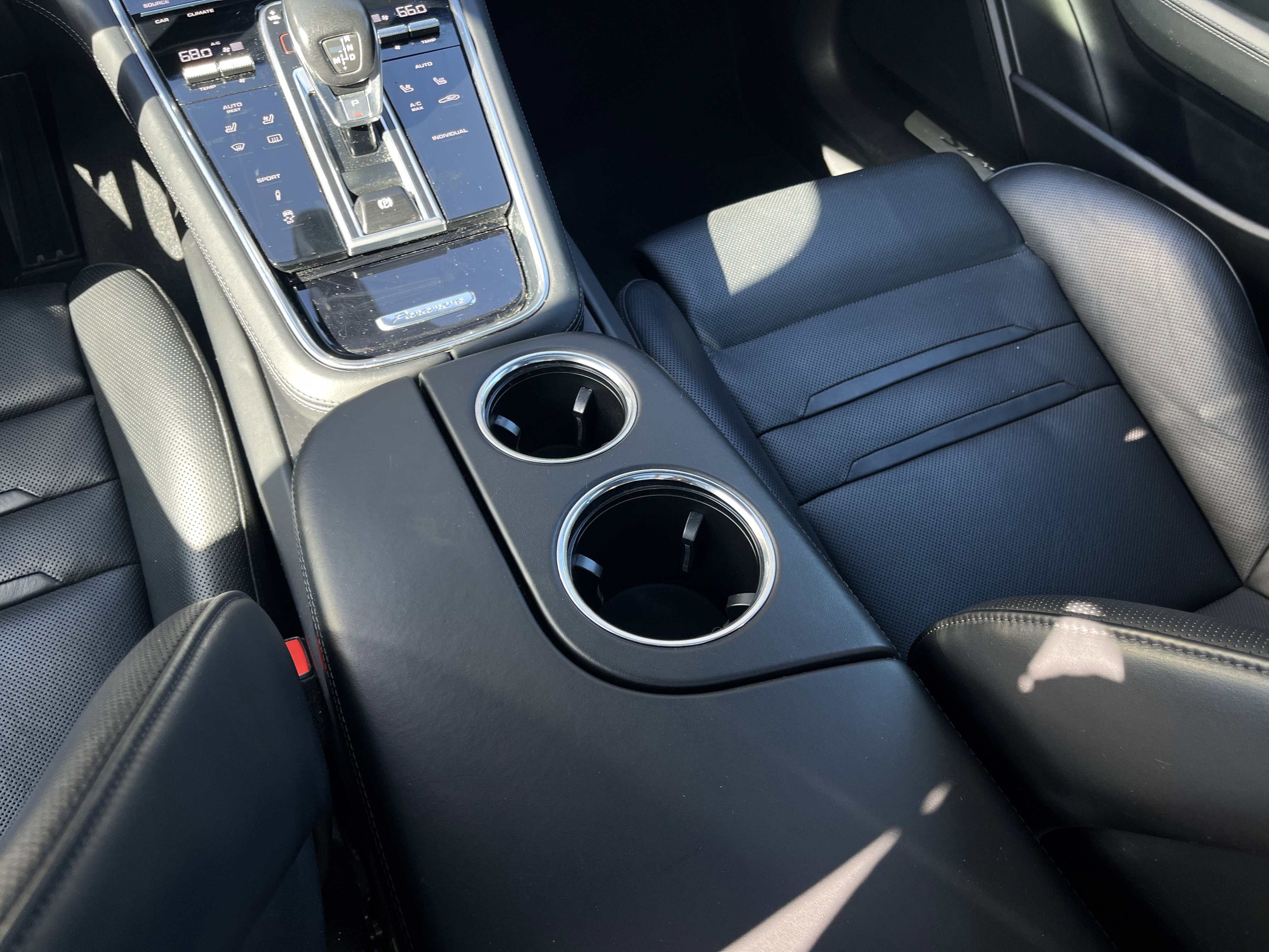 Certified 2018 Porsche Panamera 4S image 29