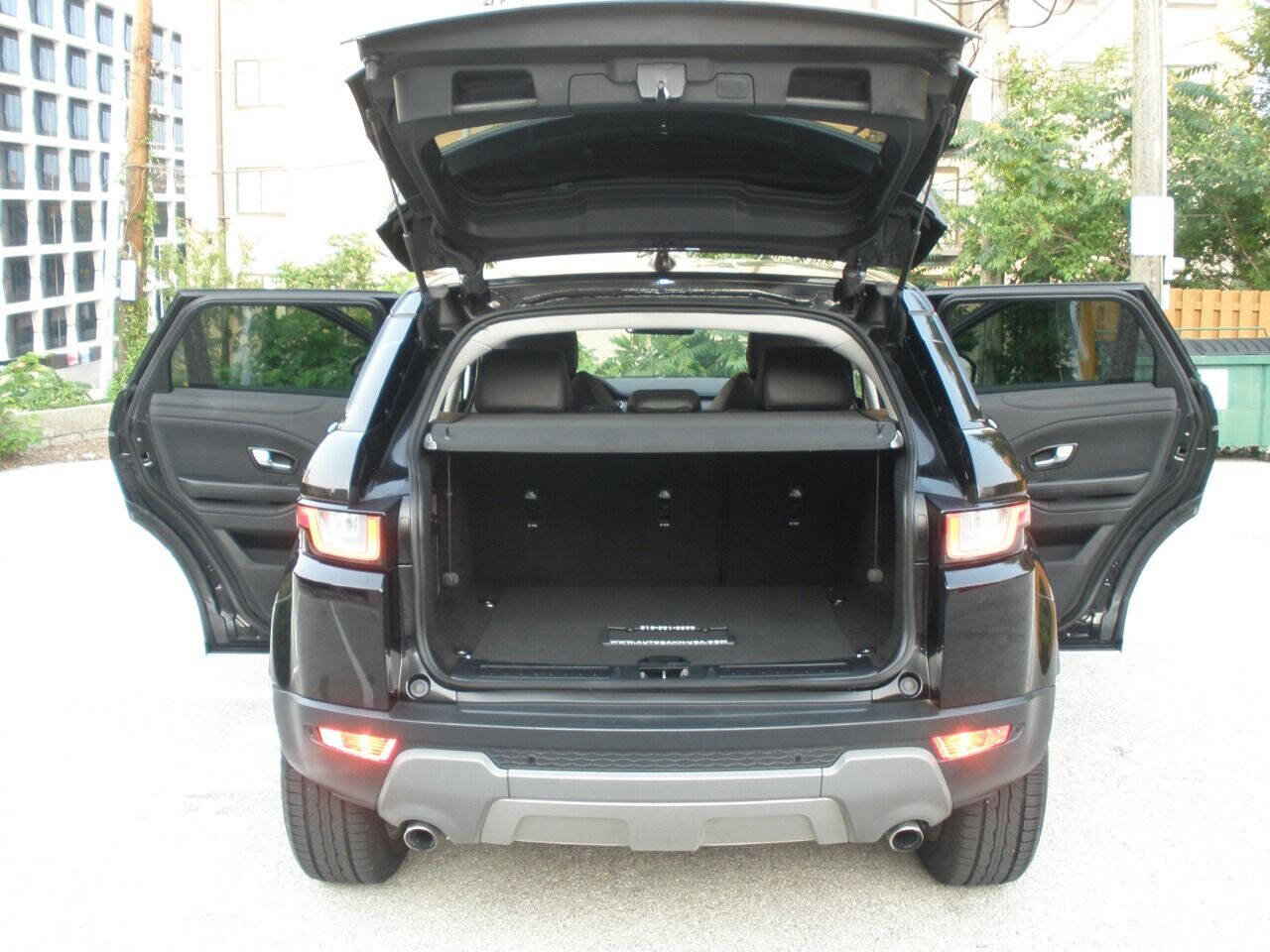 Used 2019 Land Rover Range Rover Evoque image 15