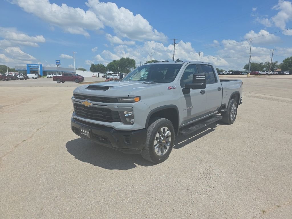 Used 2024 Chevrolet Silverado 2500 Custom w/ Custom Value Package AWD/4WD image 7