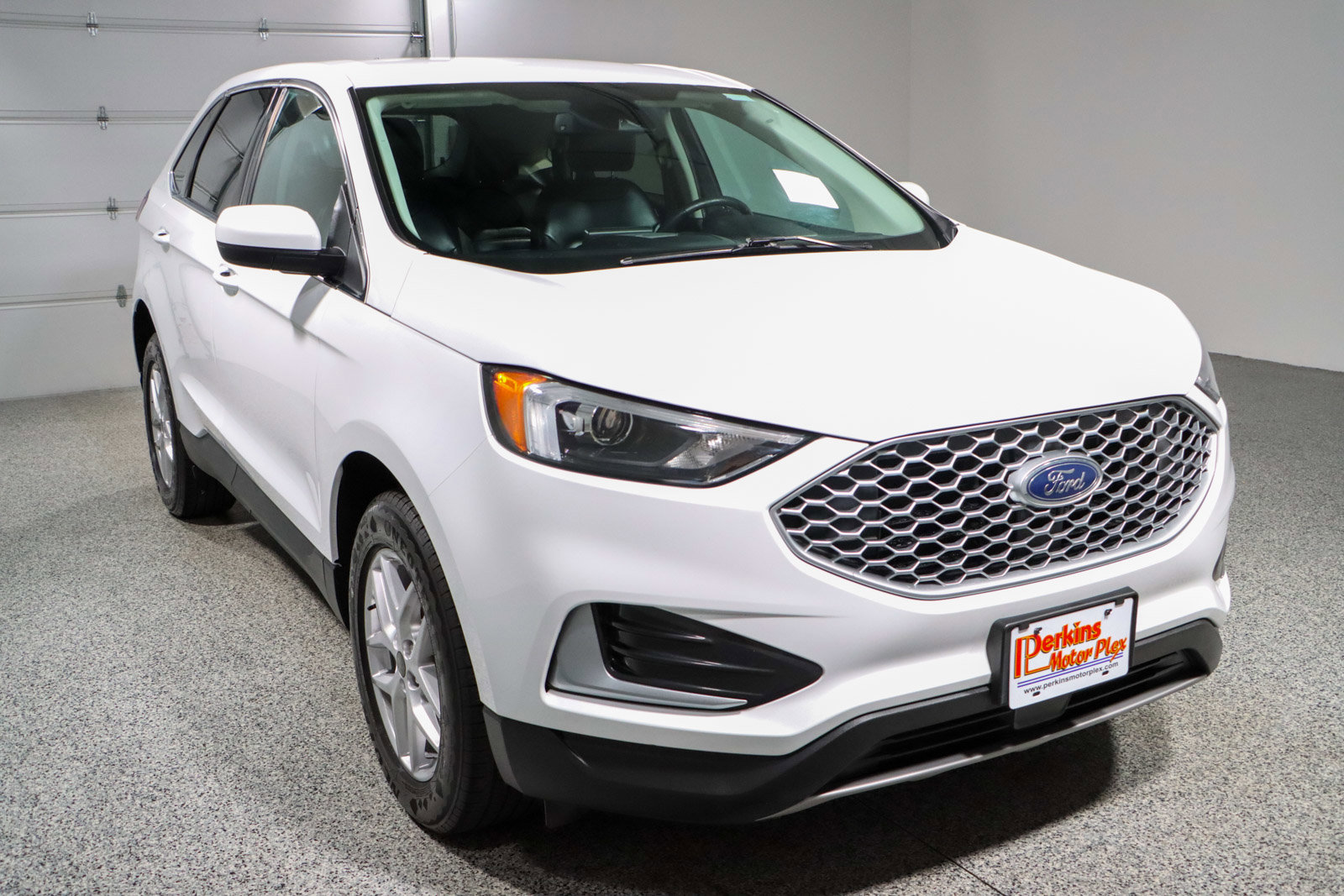 Used 2024 Ford Edge SEL image 5