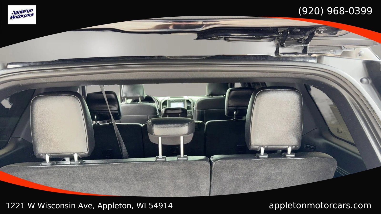 Used 2019 Ford Expedition XLT w/ Equipment Group 202A AWD/4WD image 16