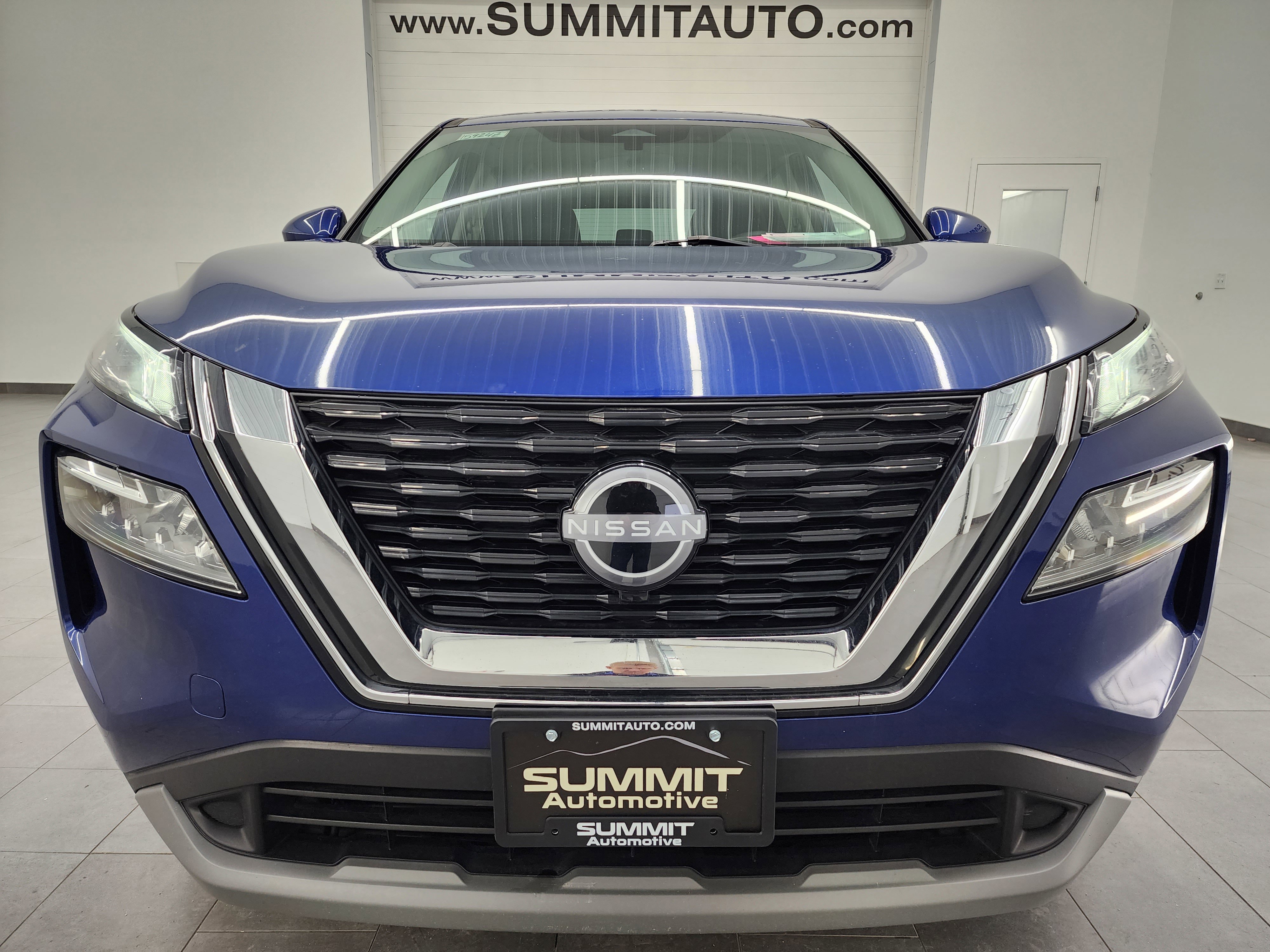 Used 2023 Nissan Rogue SV image 21